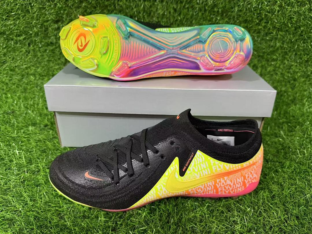 NIKE PHANTOM LUNA ELITE FG