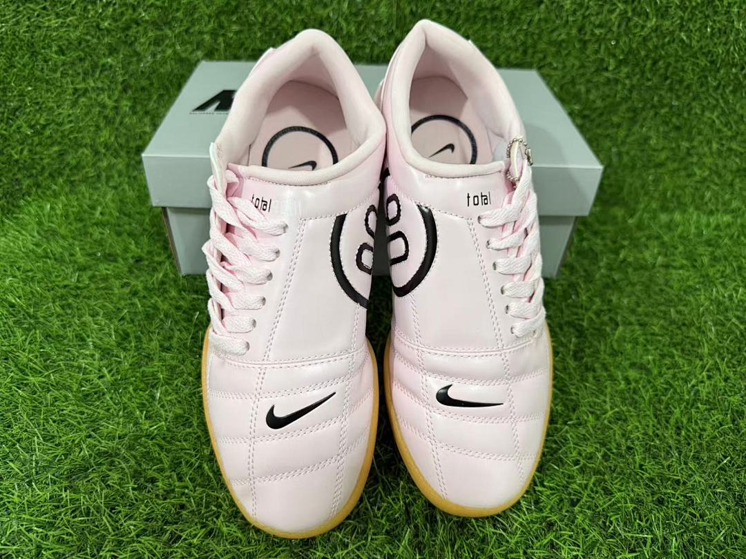 NIKE T90 IC