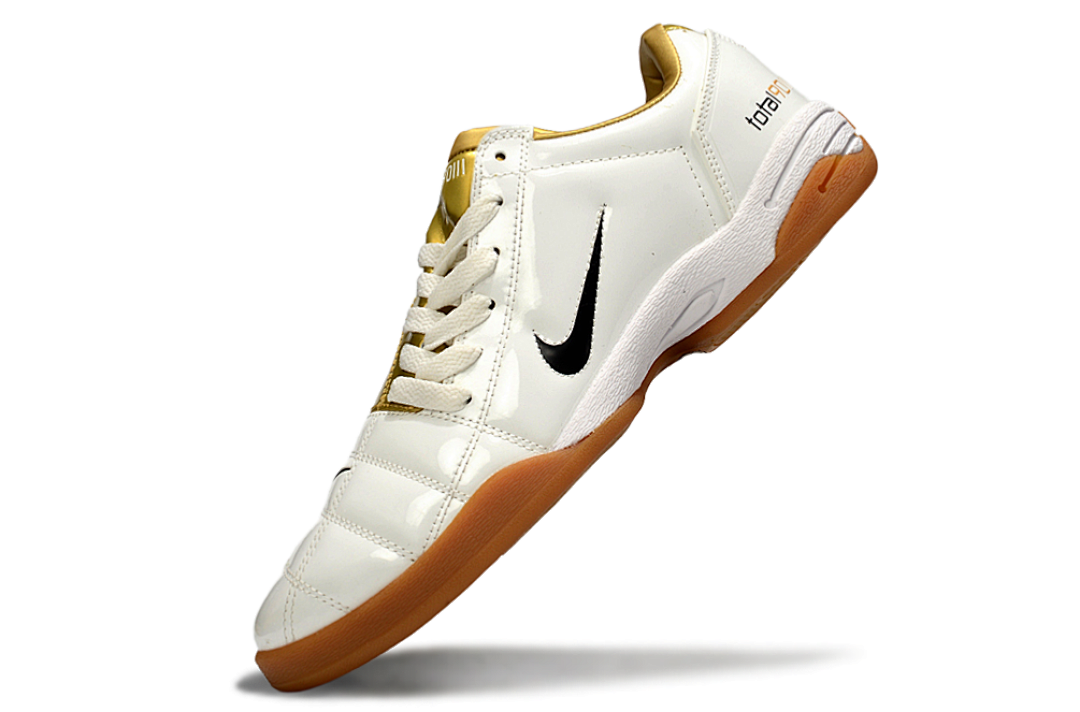 NIKE T90 IC