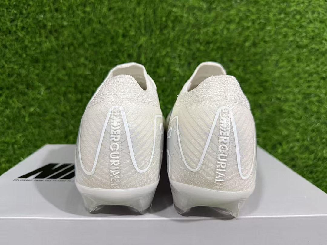 Nike Air Zoom Mercurial Vapor XV Elite