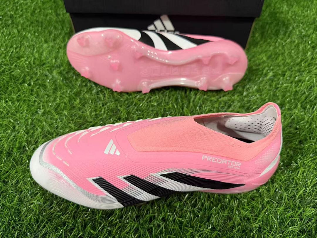 PREDATOR ACCURACY+ FG BOOTS