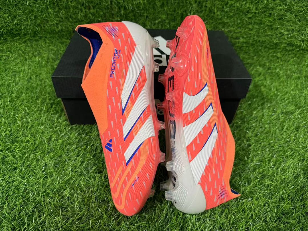 PREDATOR ACCURACY+ FG BOOTS