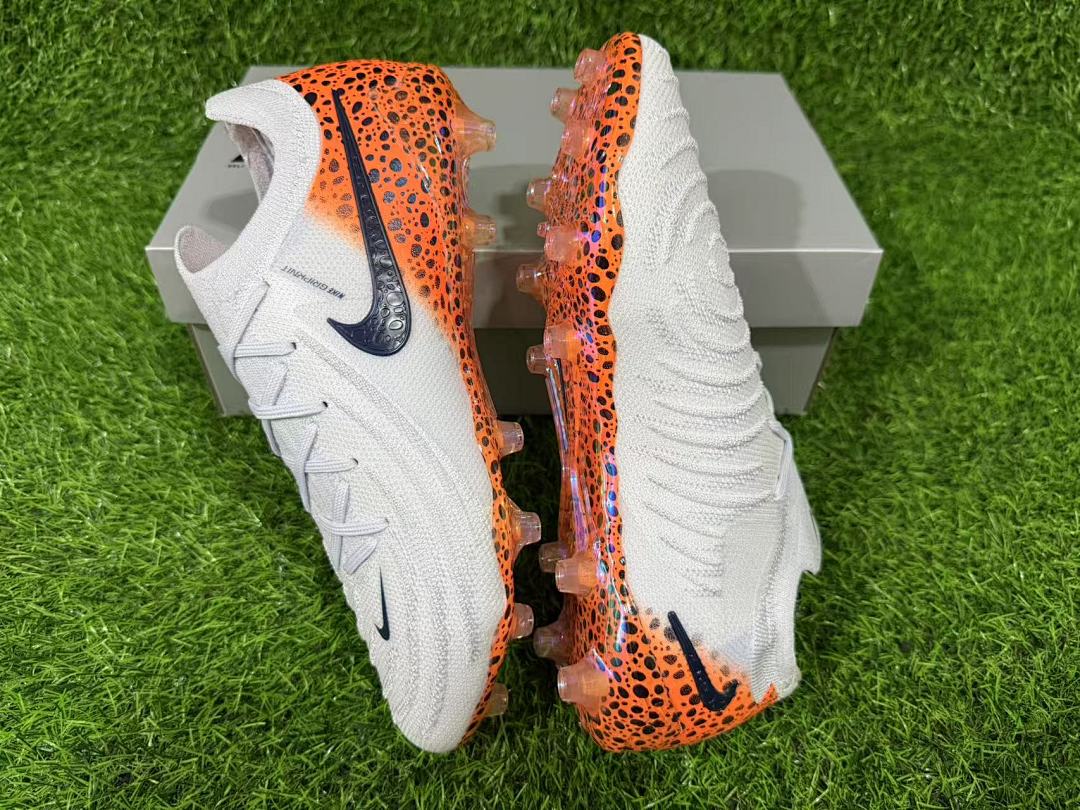 NIKE PHANTOM LUNA ELITE AG