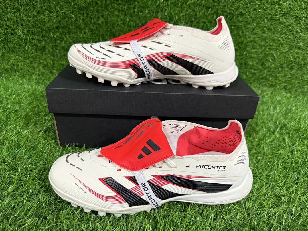 PREDATOR 25 ELITE TF BOOTS