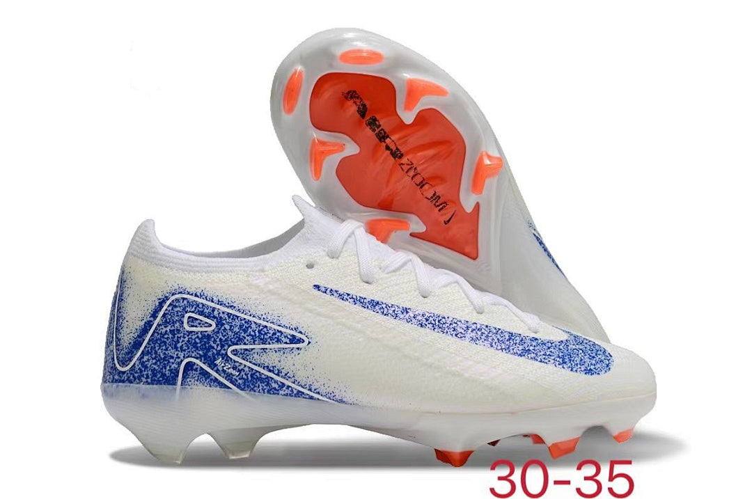 30 31 left) Mercurial 16 children’s football shoes
