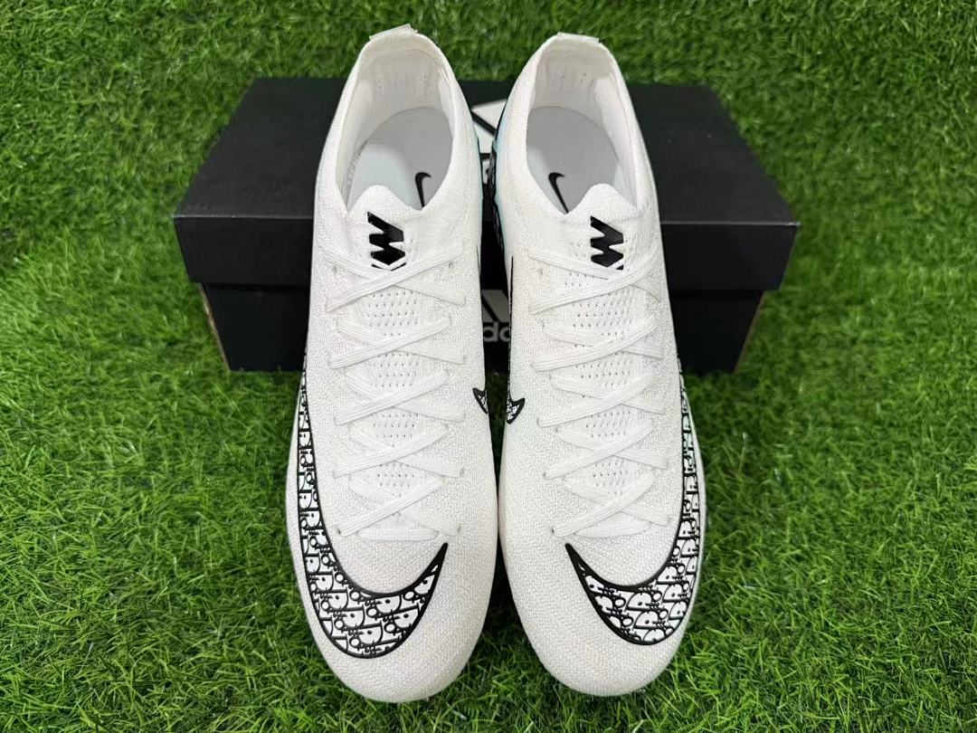 Nike Air Zoom Mercurial Vapor XV Elite