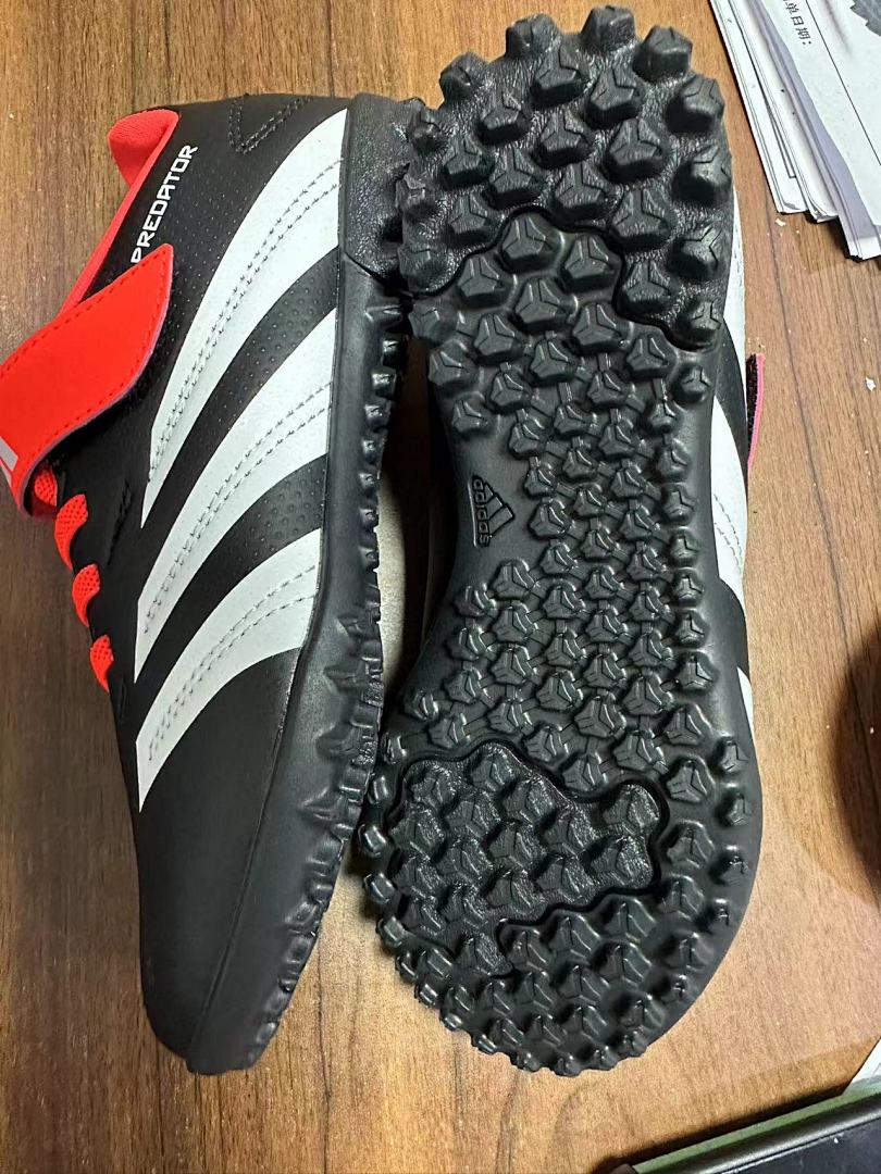 Arrival 30-35) Falcon 24 children's football shoes