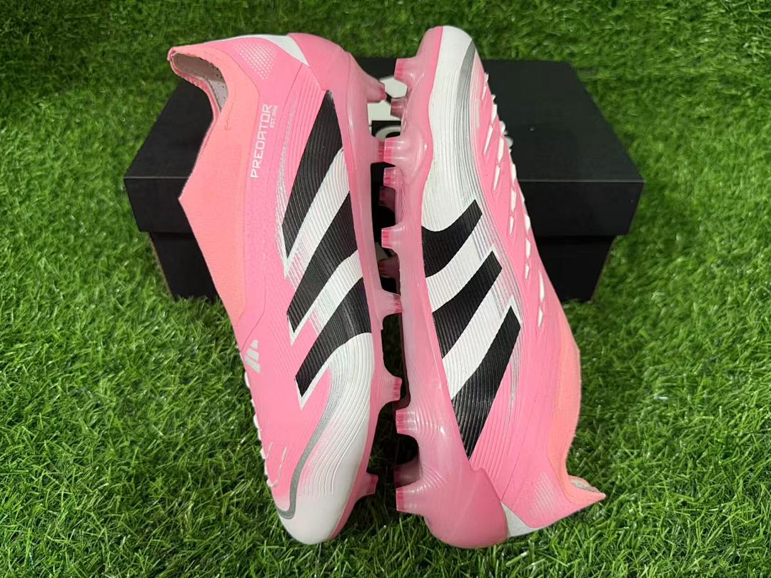 PREDATOR ACCURACY+ FG BOOTS