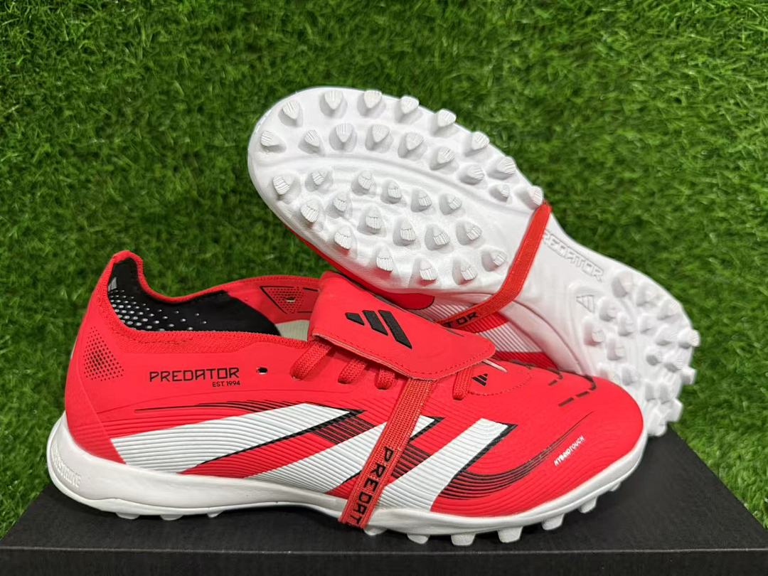 PREDATOR 25 ELITE TF BOOTS