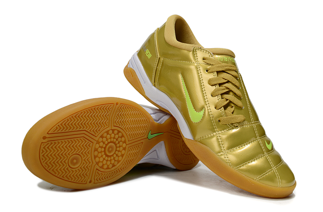 NIKE T90 IC