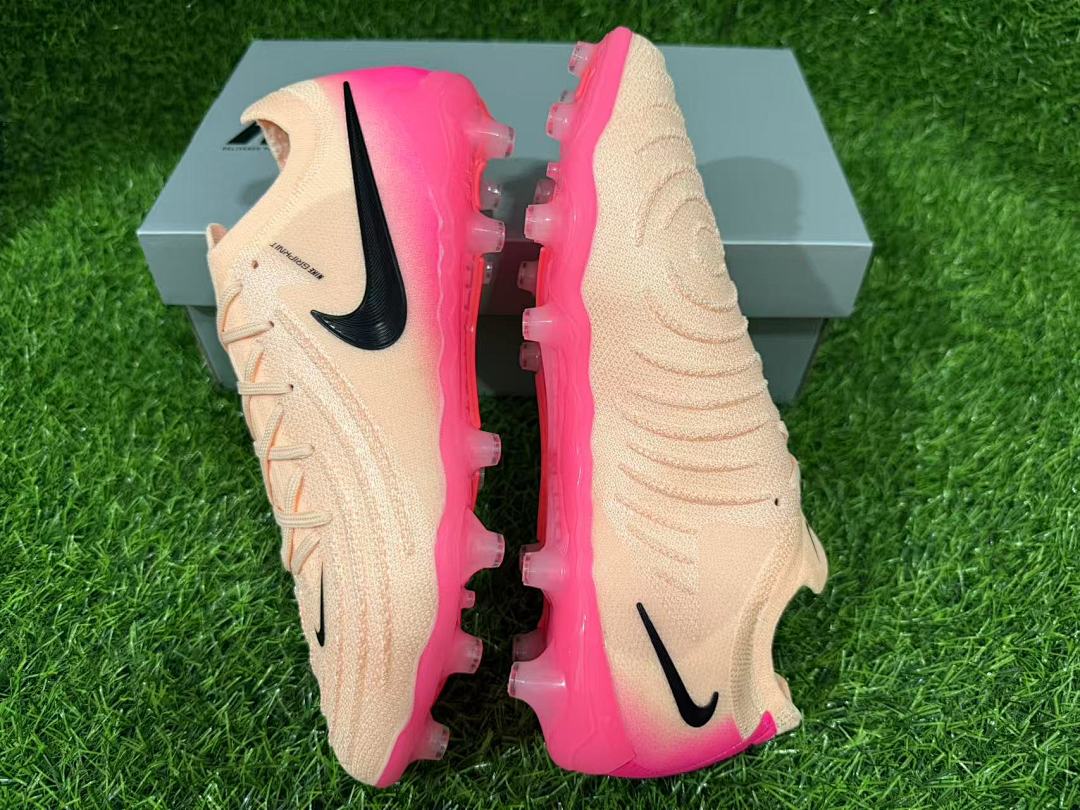 NIKE PHANTOM LUNA ELITE AG