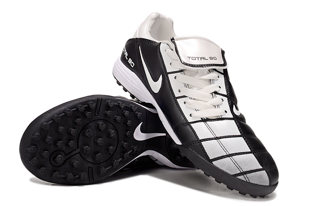 NIKE T90 TF