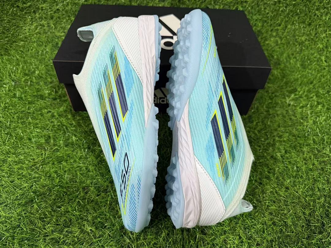 adidas F50 Elite Laceless TF
