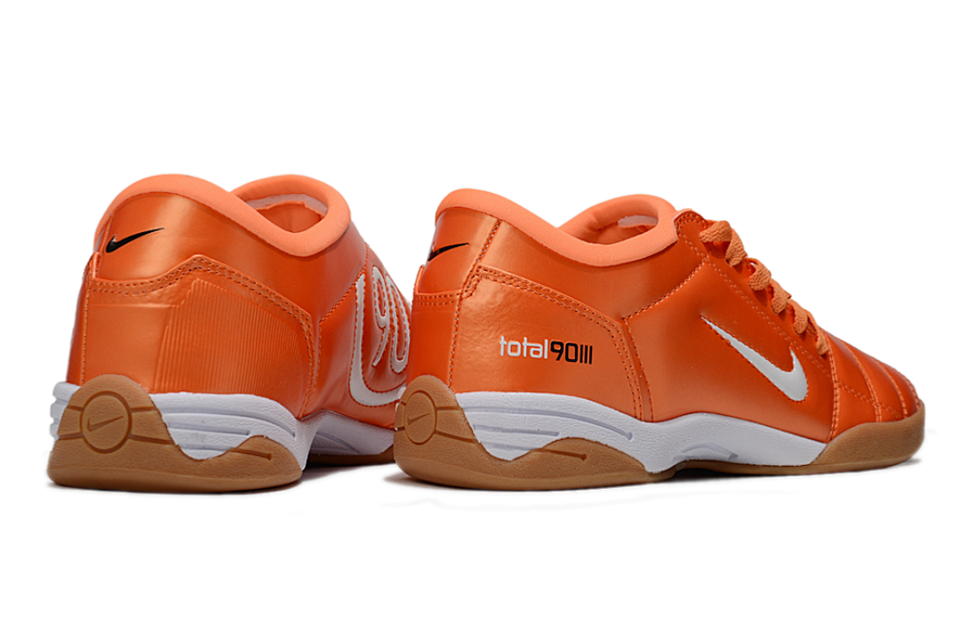 NIKE T90 IC