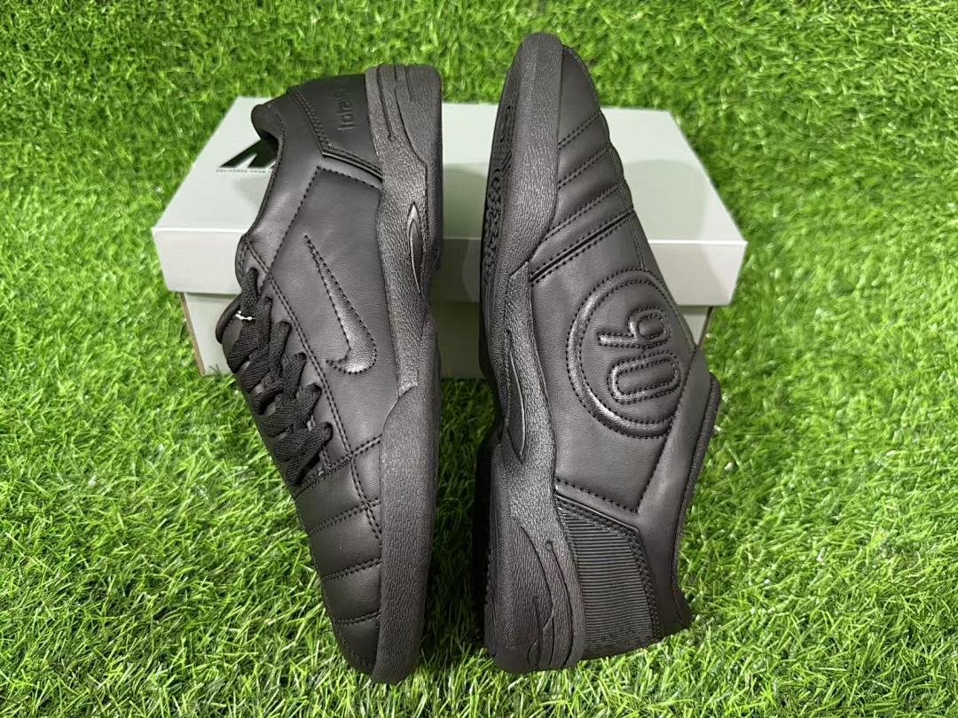 NIKE T90 IC