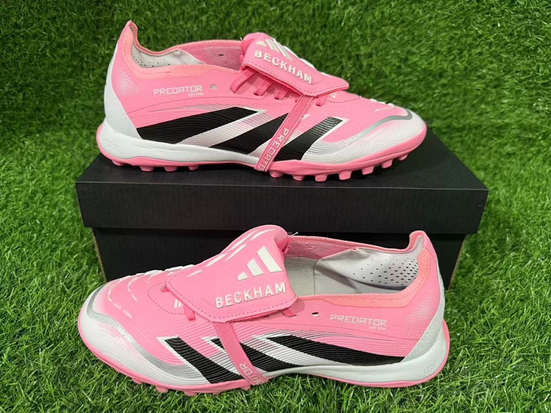 PREDATOR 25 ELITE TF BOOTS