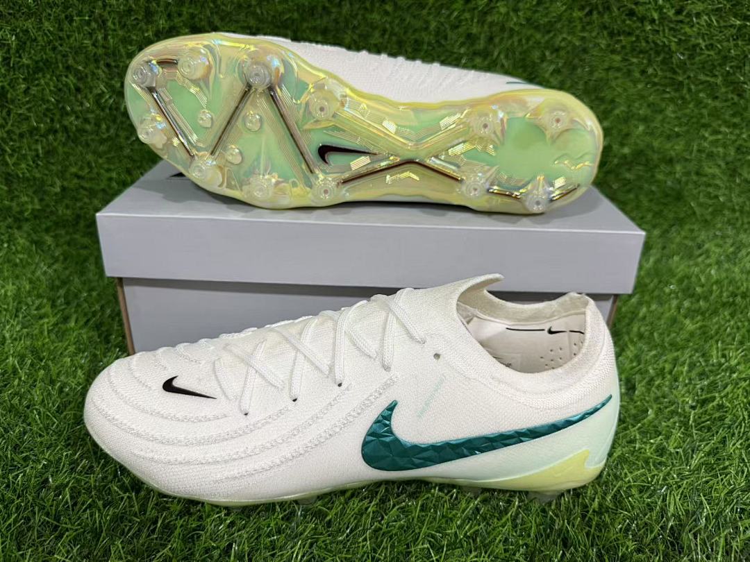 NIKE PHANTOM LUNA ELITE AG