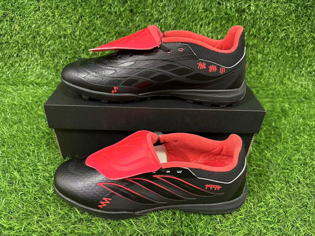 adidas 26 Predator Elite Tongue TF