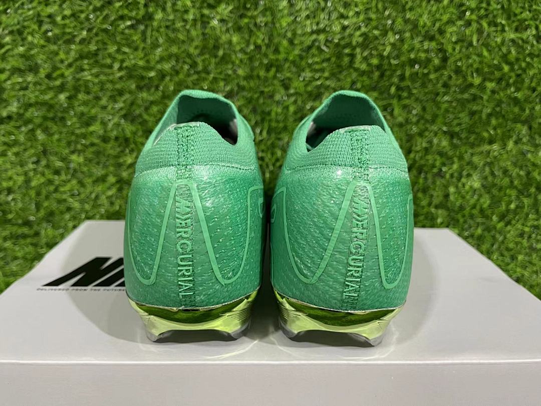 Nike Air Zoom Mercurial Vapor XV Elite