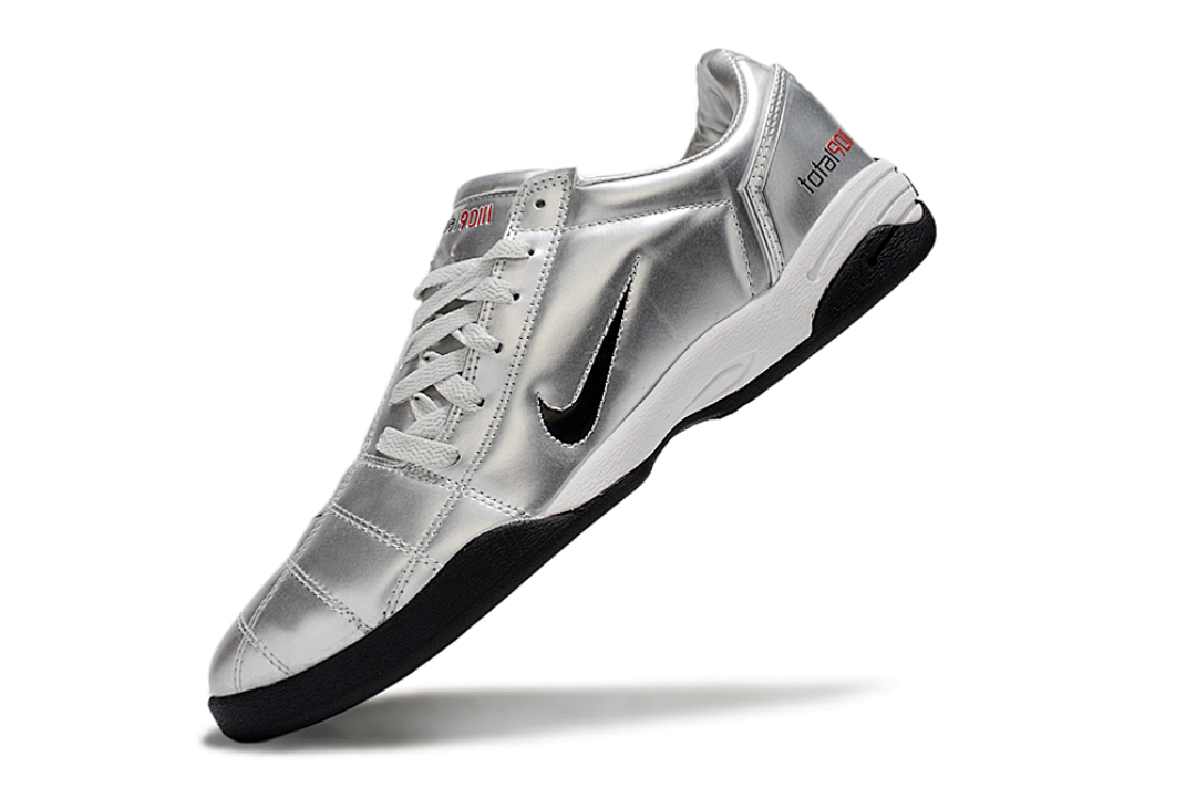 NIKE T90 IC