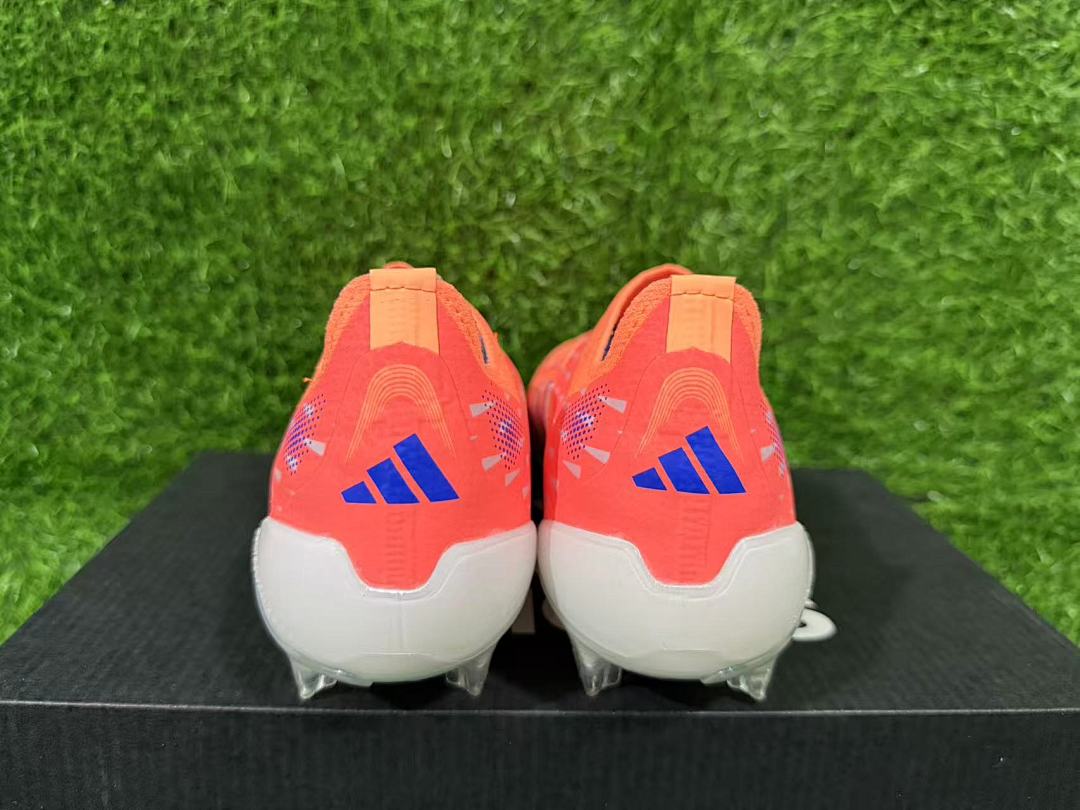 PREDATOR ACCURACY+ FG BOOTS