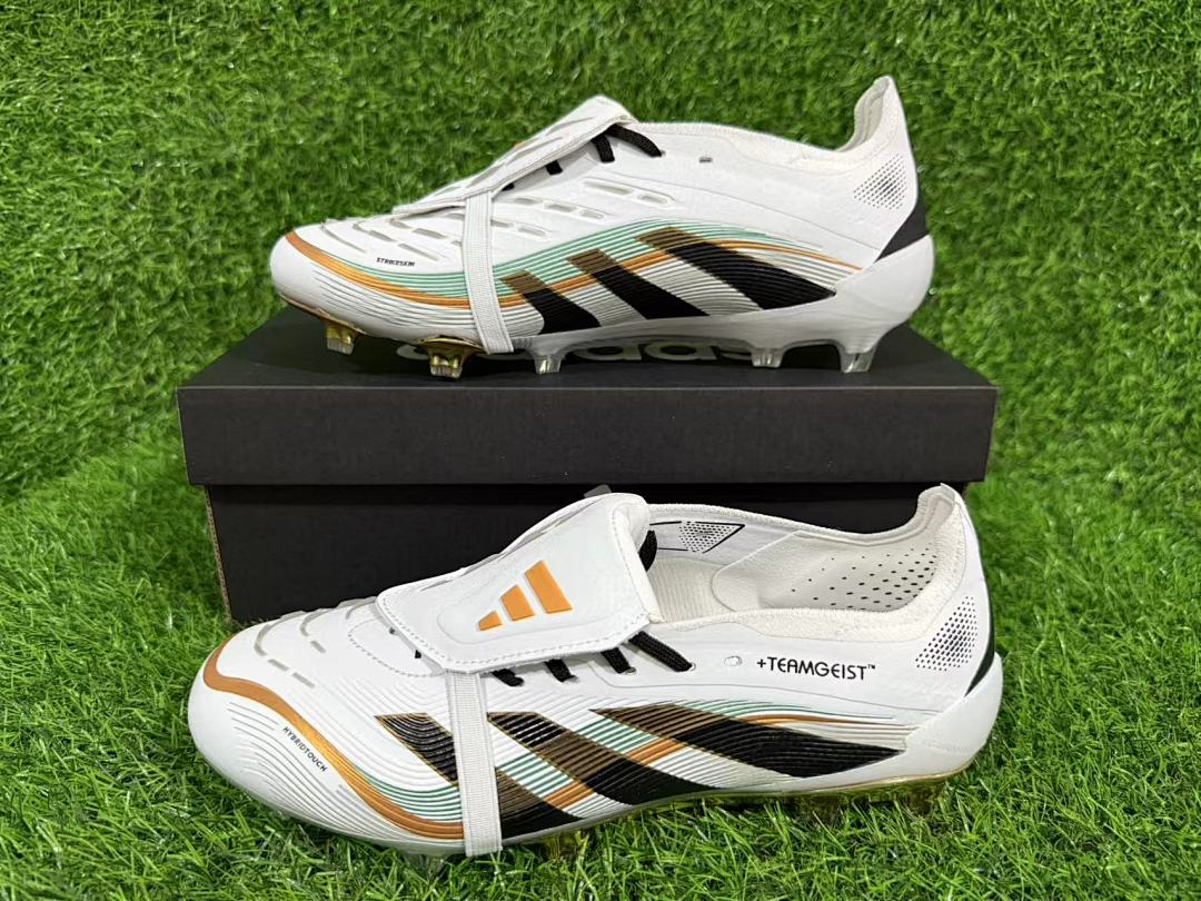 PREDATOR ACCURACY FG BOOTS