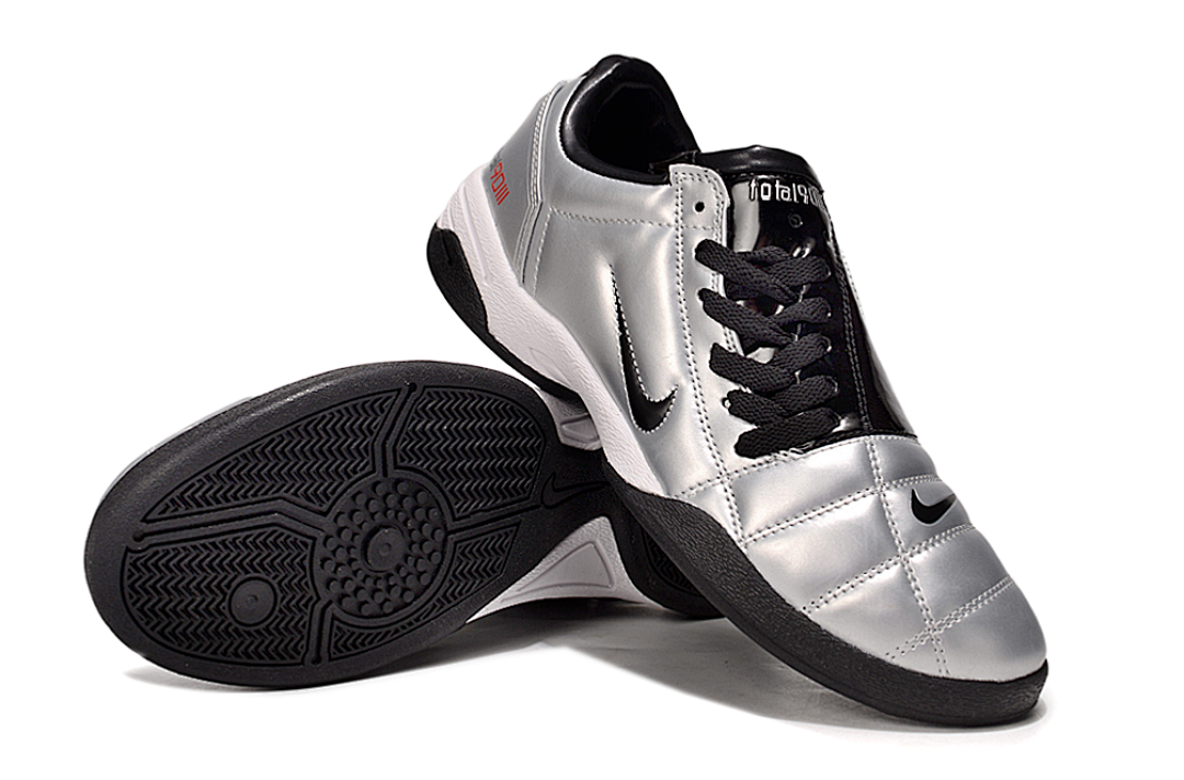 NIKE T90 IC