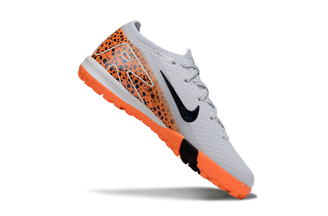 Arrival 30-35) Mercurial 16 children's football shoes