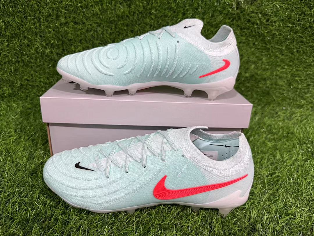 NIKE PHANTOM LUNA ELITE AG