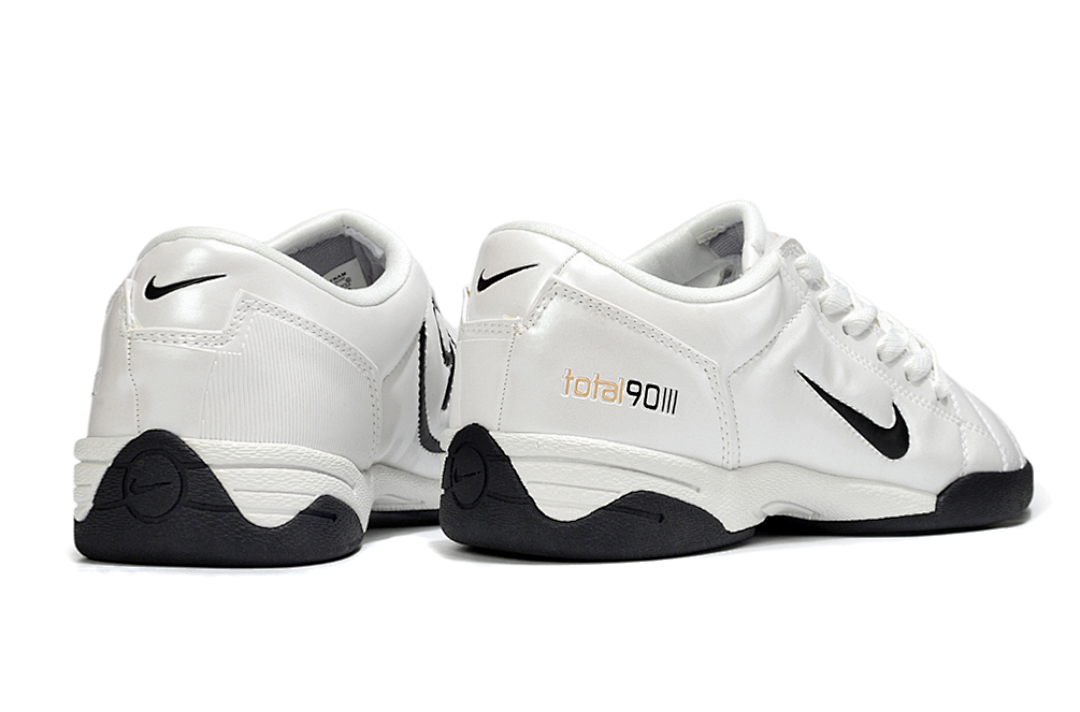 NIKE T90 IC