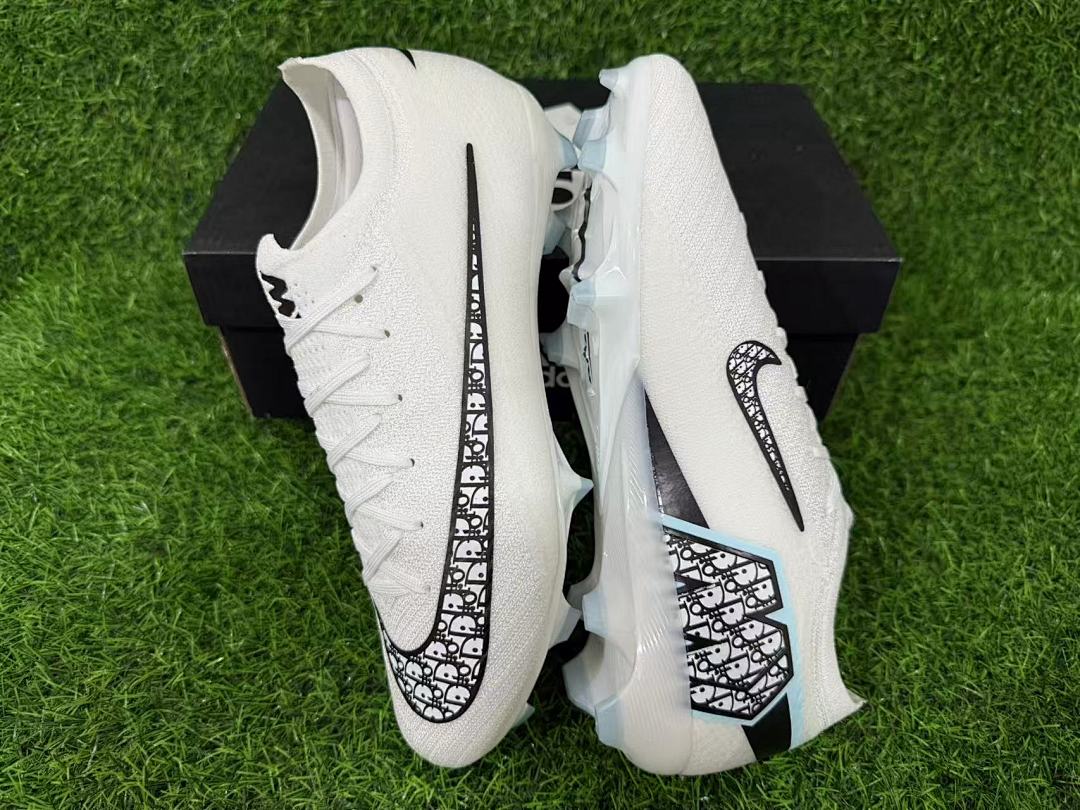 Nike Air Zoom Mercurial Vapor XV Elite