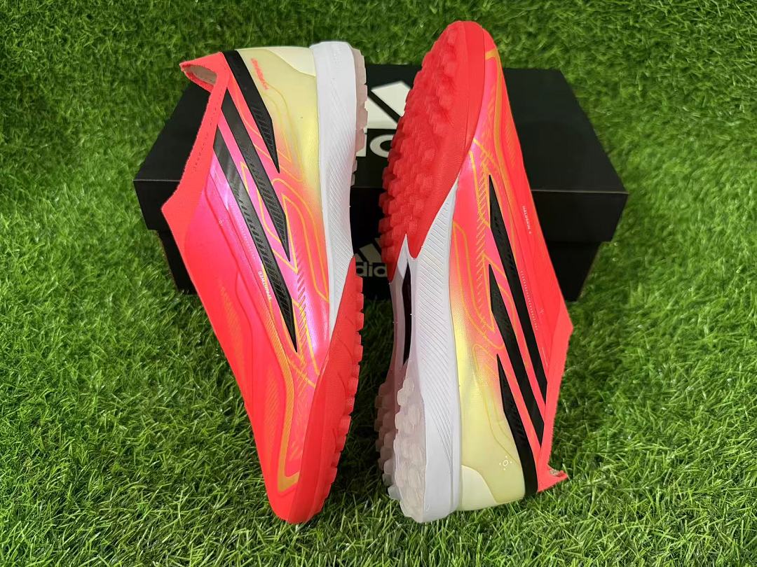 adidas F50 Elite Laceless TF