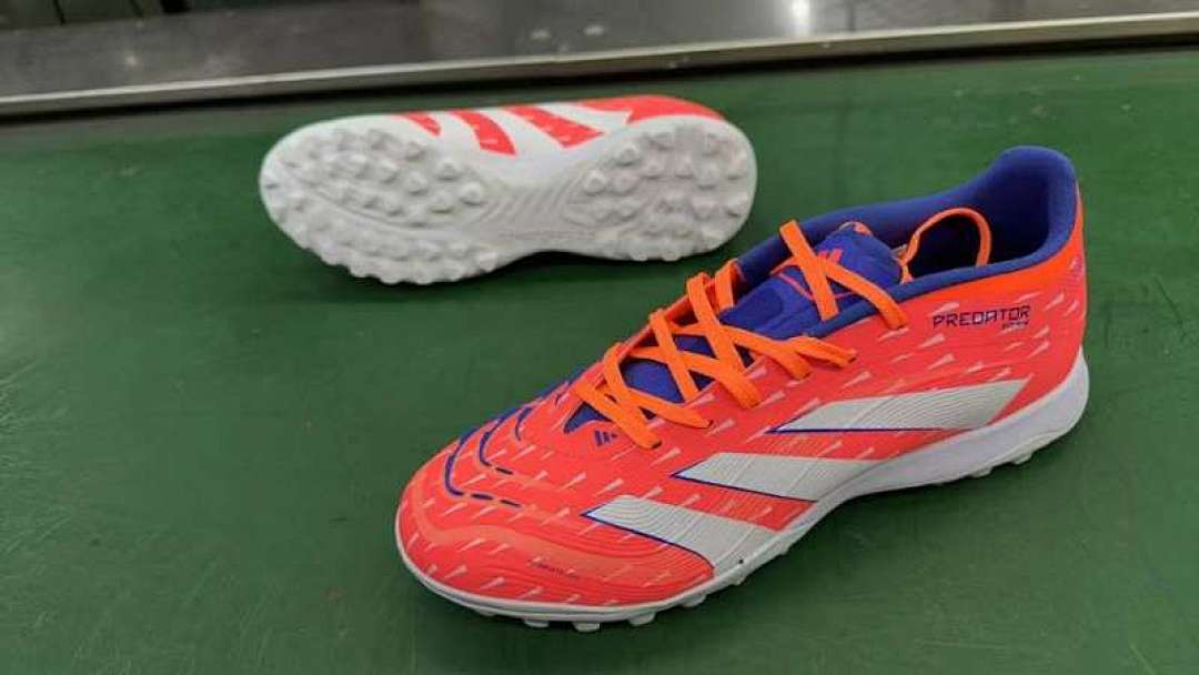 PREDATOR 25 ELITE TF BOOTS