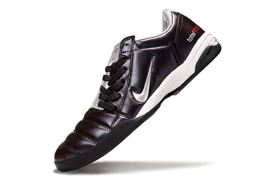 NIKE T90 IC