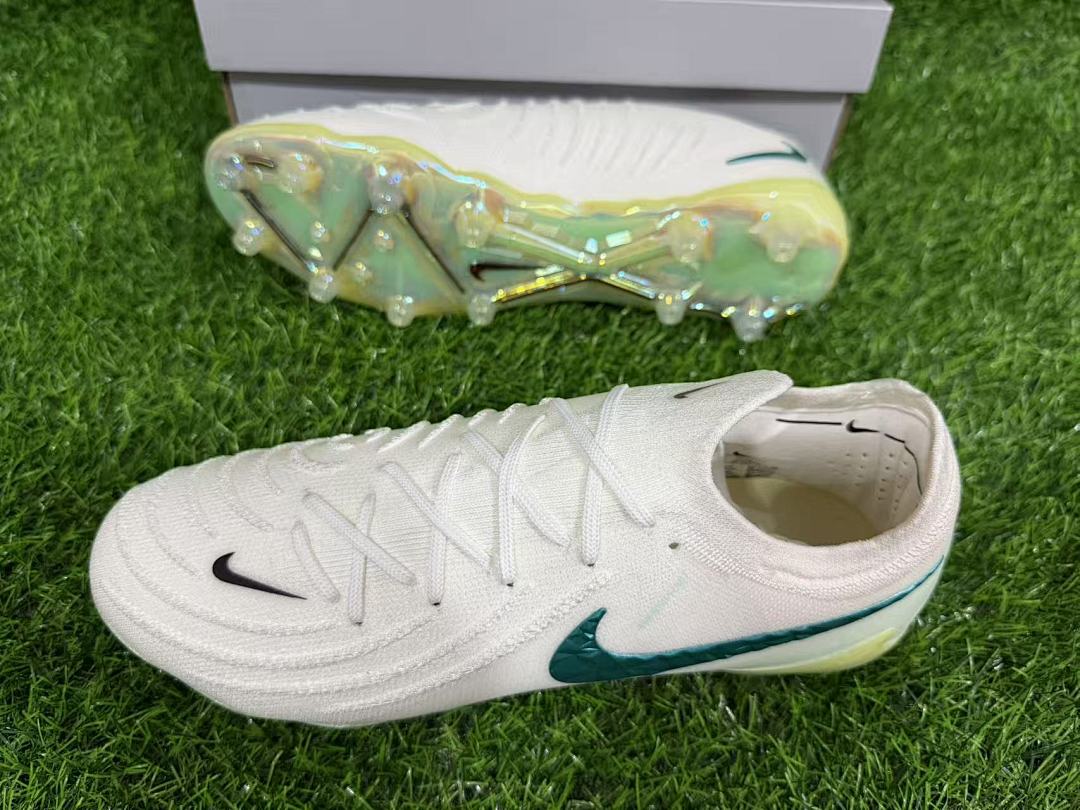 NIKE PHANTOM LUNA ELITE AG
