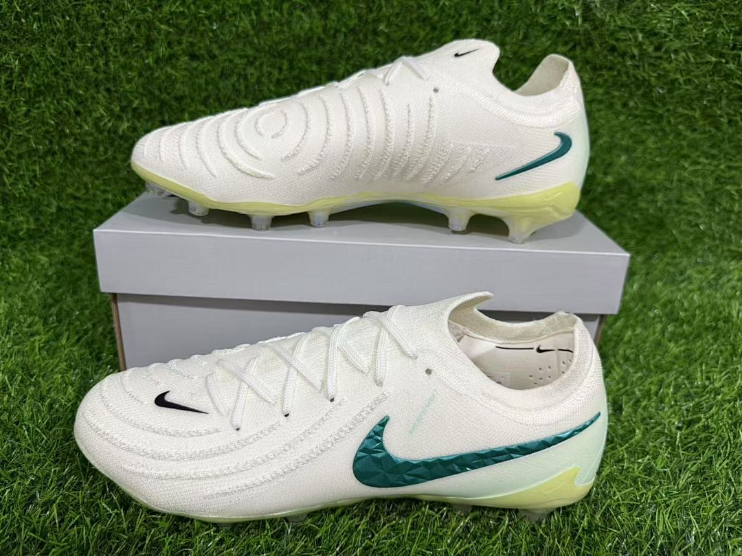 NIKE PHANTOM LUNA ELITE AG