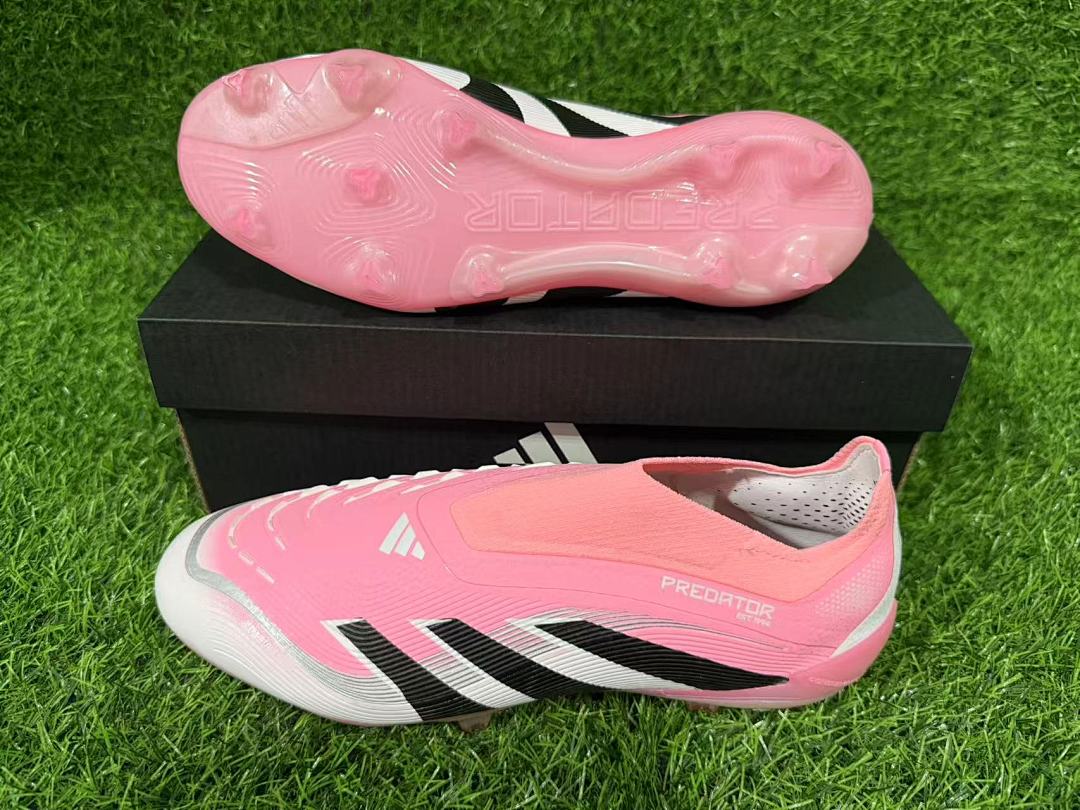 PREDATOR ACCURACY+ FG BOOTS