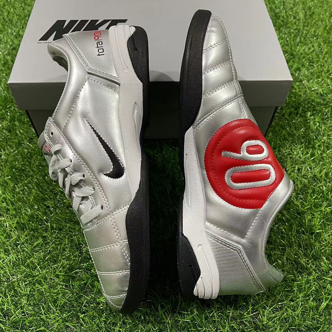 NIKE T90 IC