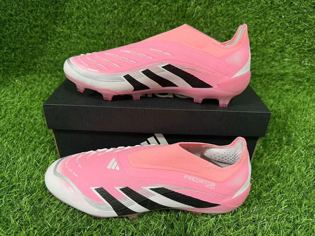 PREDATOR ACCURACY+ FG BOOTS