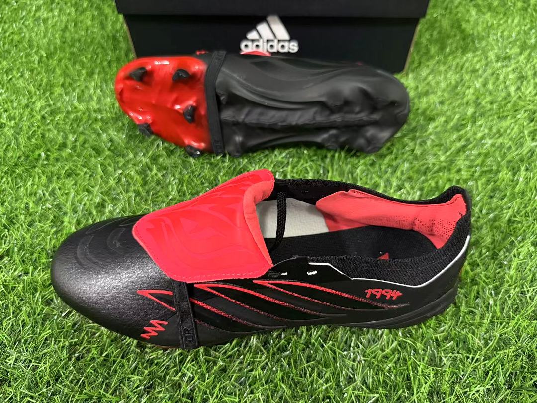adidas 26 Predator Elite Tongue FG