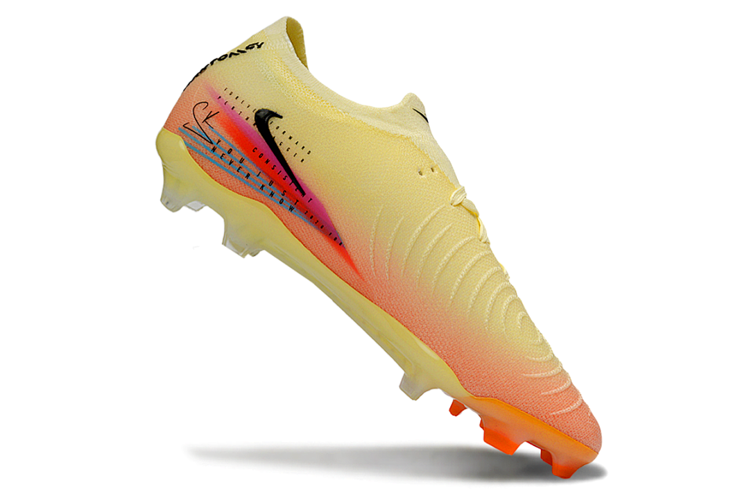 NIKE PHANTOM LUNA ELITE FG