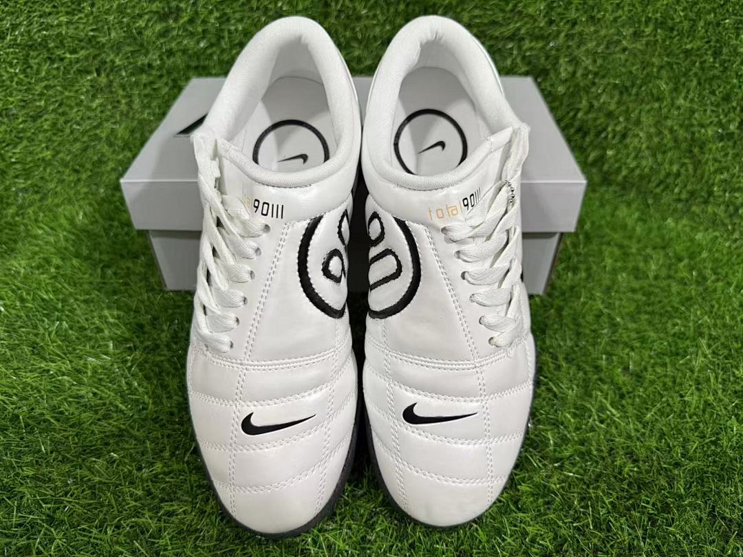 NIKE T90 IC