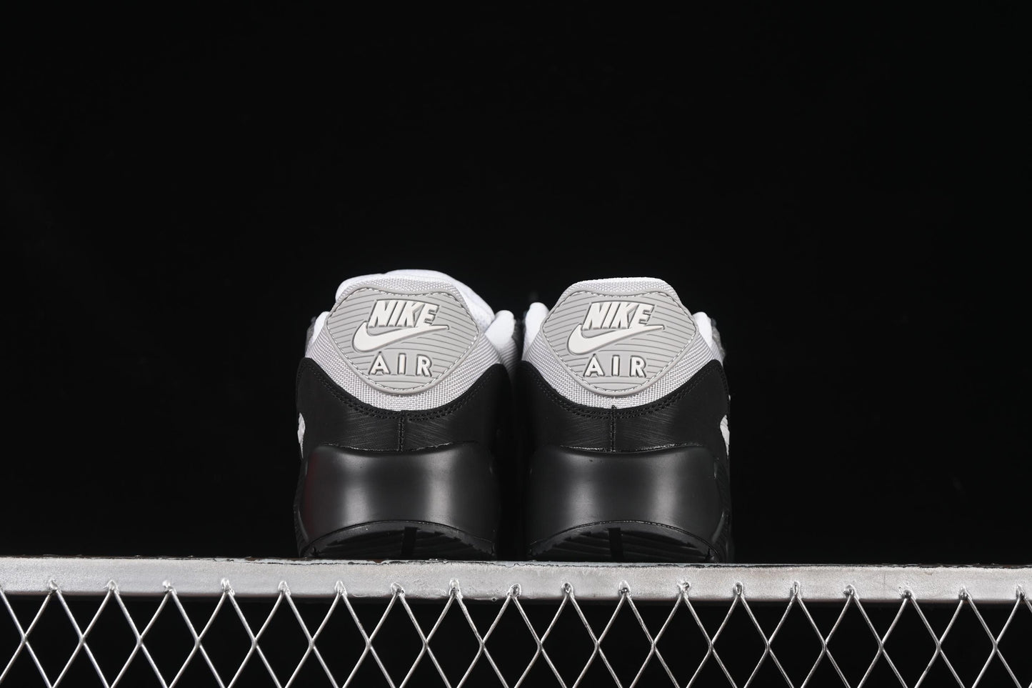Nike Air Max 90 Retro Running Shoes with Visible Air Cushion - HQ3817-001