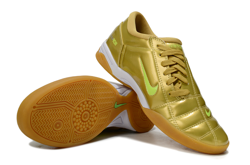 NIKE T90 IC