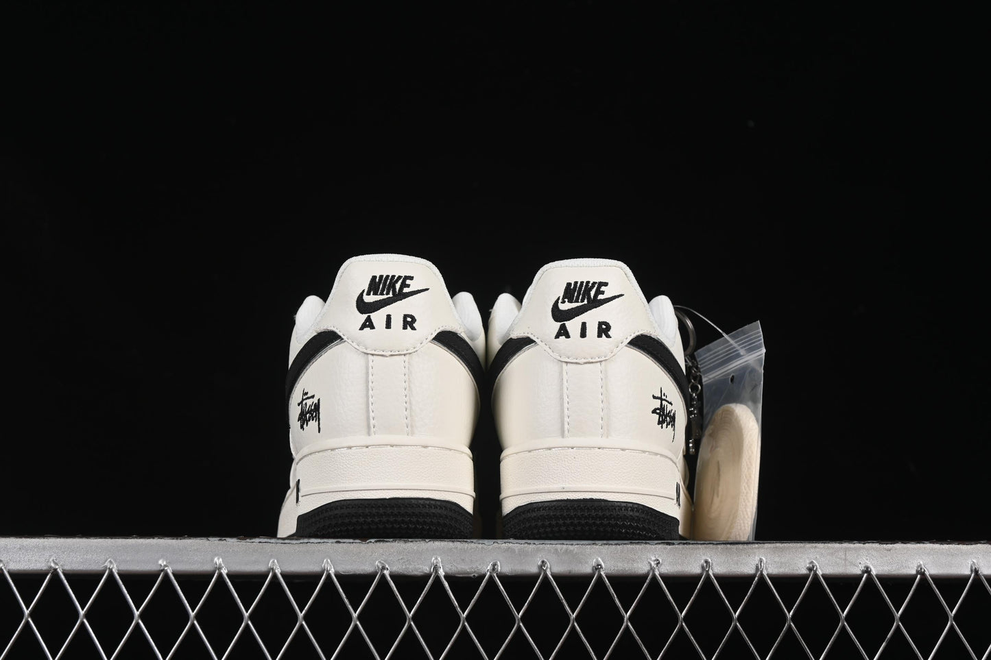Nike Air Force 1 '07 Low Stussy Collaboration Dual-Tone Red Tag Casual Sneakers - CS5288-010