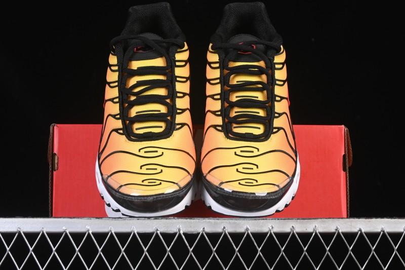 Nike Air Max Plus Retro Running Shoes with Air Cushion Technology - HF0552-001