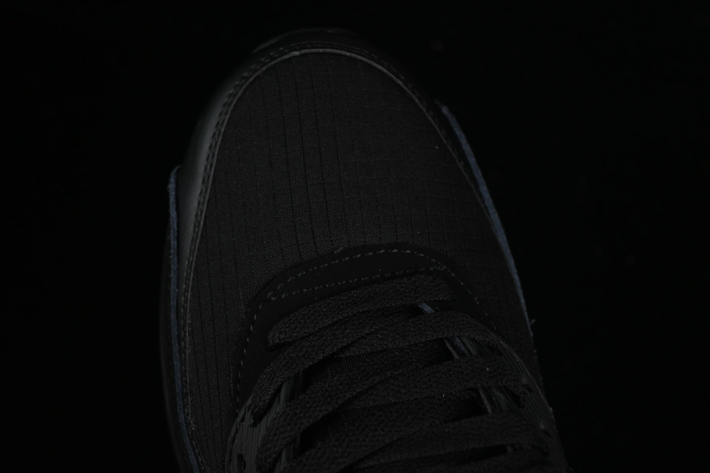 Nike Air Max 90 Retro Running Shoes with Air Cushion Technology - AJ1285-019