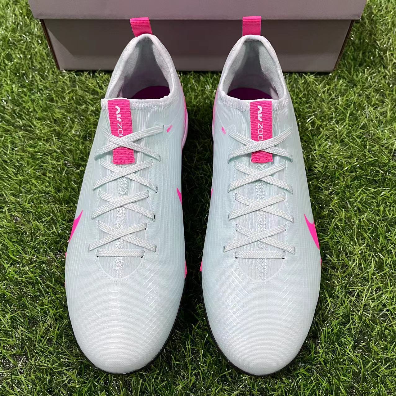 Nike Air Zoom Mercurial Vapor XVI Pro