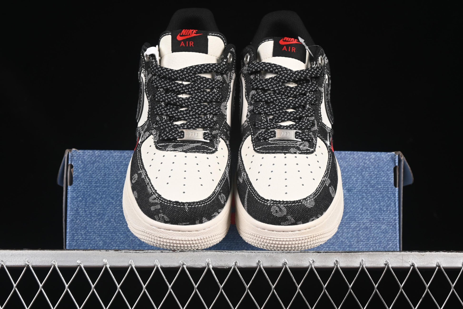 Nike Air Force 1 '07 Low Levi's Collaboration Dual-Tone Black Denim Casual Sneakers - YX5066-312