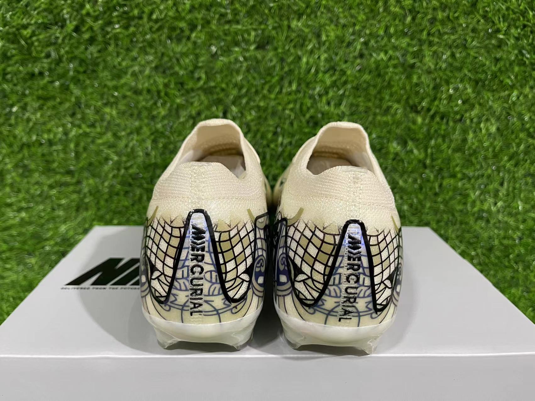 Nike Air Zoom Mercurial Vapor XV Elite